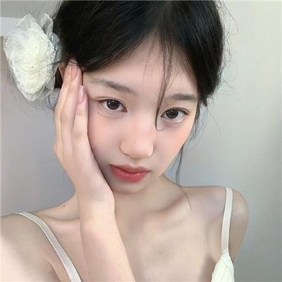红。白。蓝